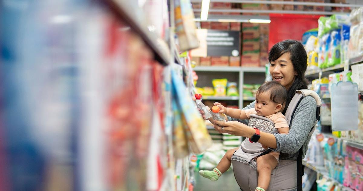 Super Grocer Gets Fresh In-Store Signage in Record Time | Grocery | RRD